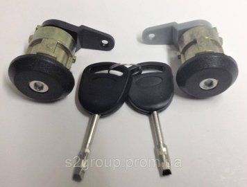 Ford Fiesta 96-99 вставки в замки двері серцевини личинки з ключами 1022636 726124297 фото